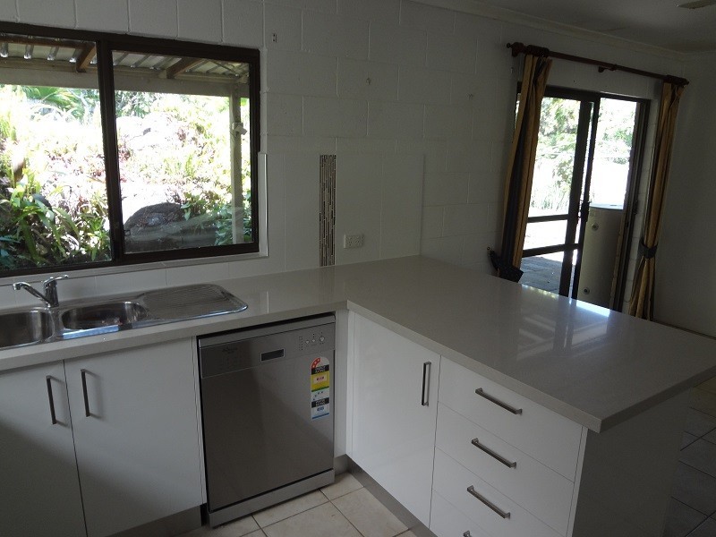 3 Albert Street, Cooran QLD 4569