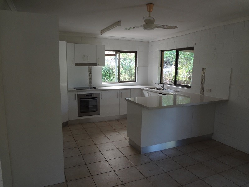 3 Albert Street, Cooran QLD 4569