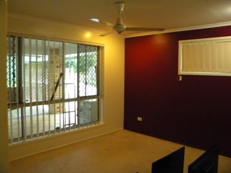 100 SUMMIT ROAD, Pomona QLD 4568
