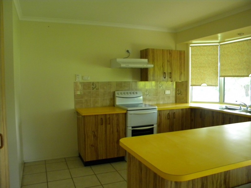 100 SUMMIT ROAD, Pomona QLD 4568