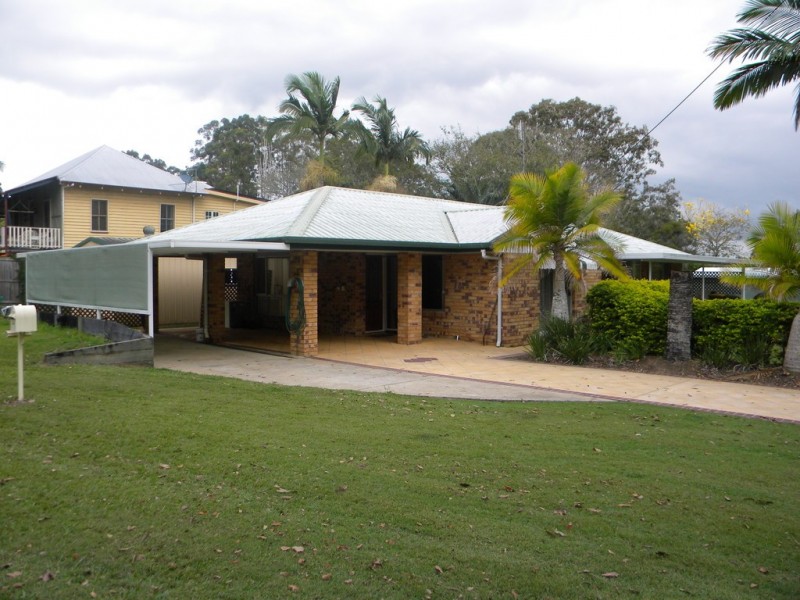 100 SUMMIT ROAD, Pomona QLD 4568
