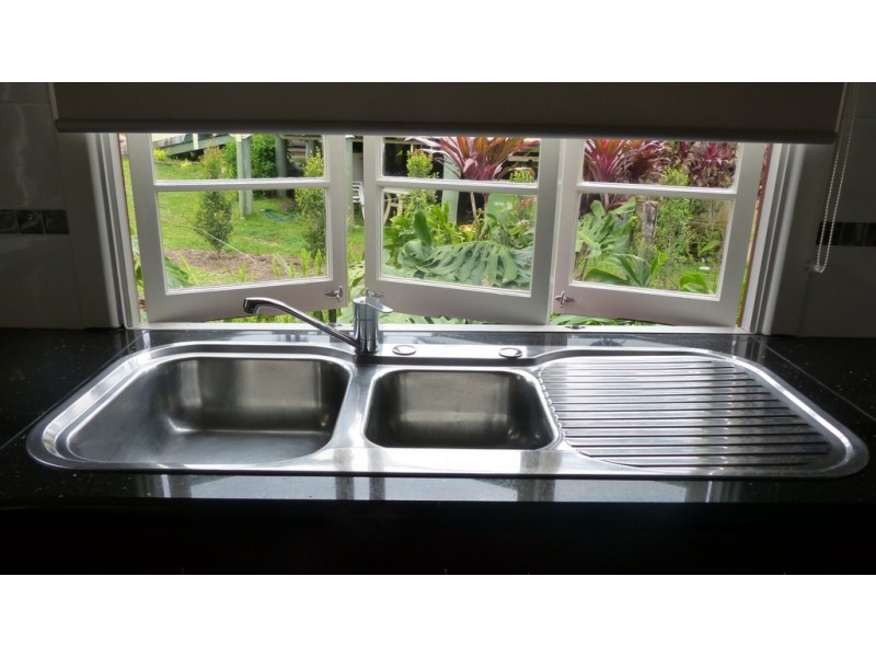 Unit 2/19 Railway, Pomona QLD 4568