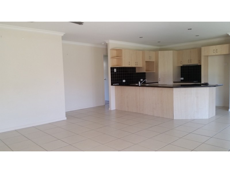 51 OAK STREET, Cooroy QLD 4563