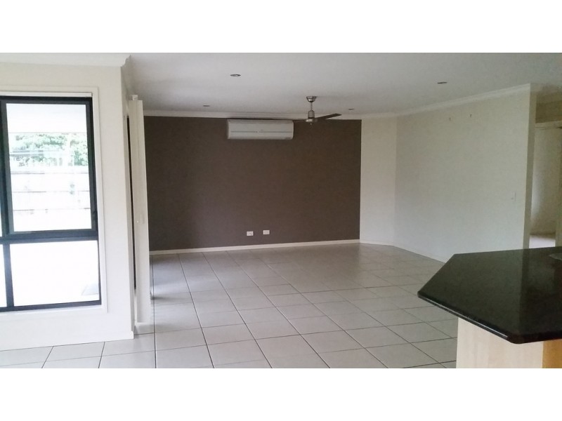 51 OAK STREET, Cooroy QLD 4563