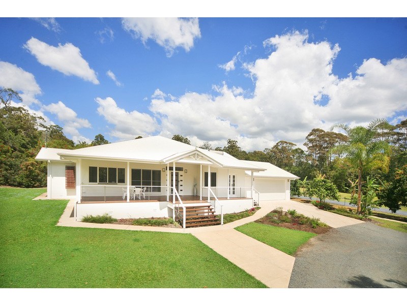 607 Cootharaba Road, Cootharaba QLD 4565