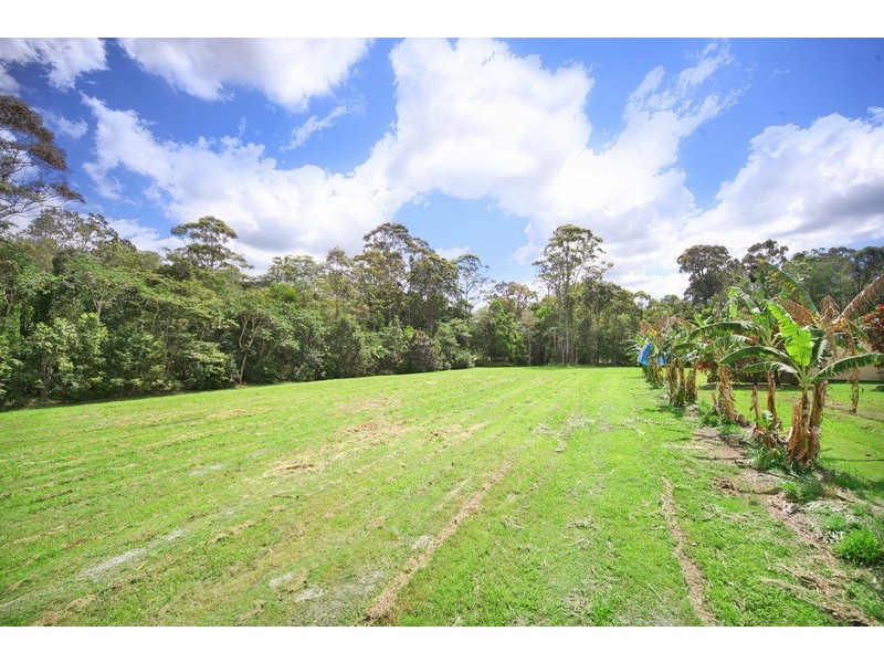 607 Cootharaba Road, Cootharaba QLD 4565