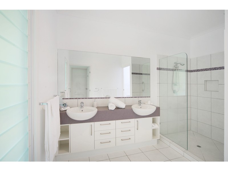 607 Cootharaba Road, Cootharaba QLD 4565