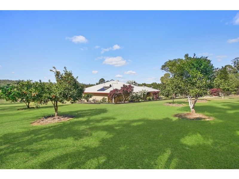 78 Orana Avenue, Pomona QLD 4568