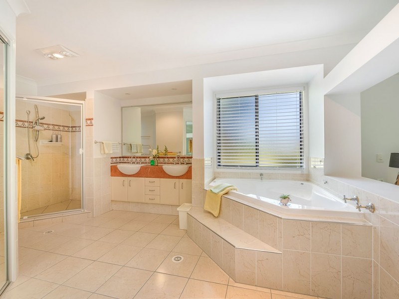 20 Orana Avenue, Pomona QLD 4568