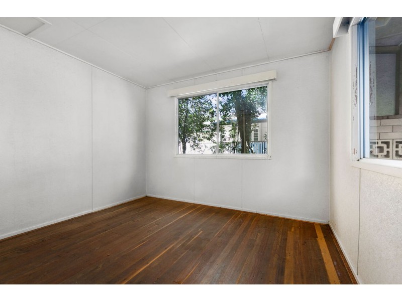 23 Church Street, Pomona QLD 4568