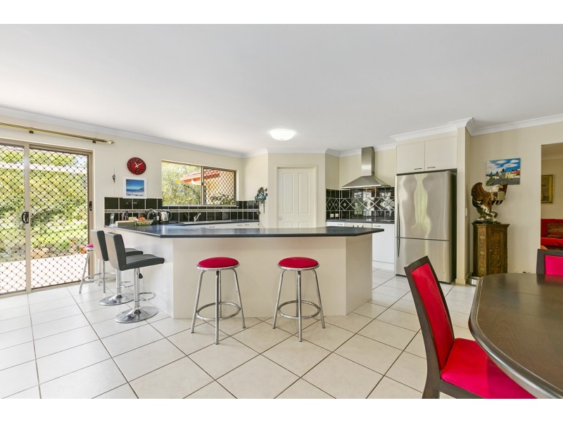 345 Louis Bazzo Drive, Pomona QLD 4568