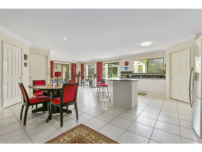 345 Louis Bazzo Drive, Pomona QLD 4568