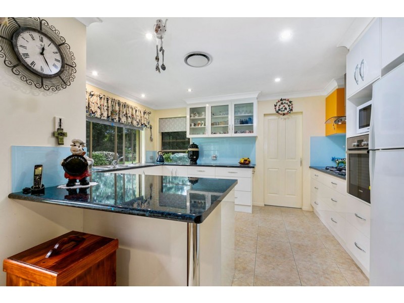 25 Allira Court, Pomona QLD 4568