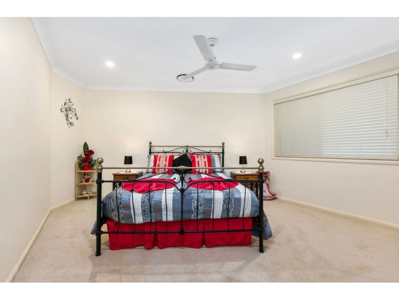 25 Allira Court, Pomona QLD 4568