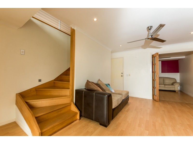 17 Watergum Place, Black Mountain QLD 4563