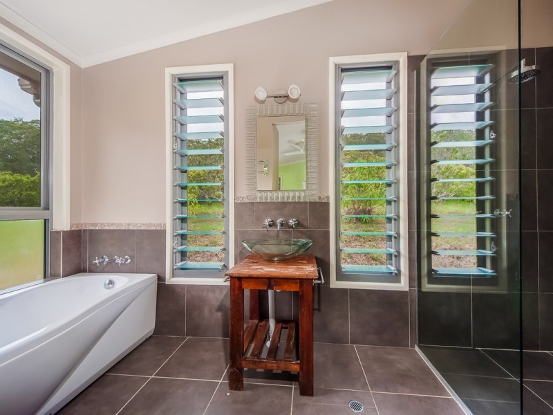 497 Cootharaba Road, Cootharaba QLD 4565