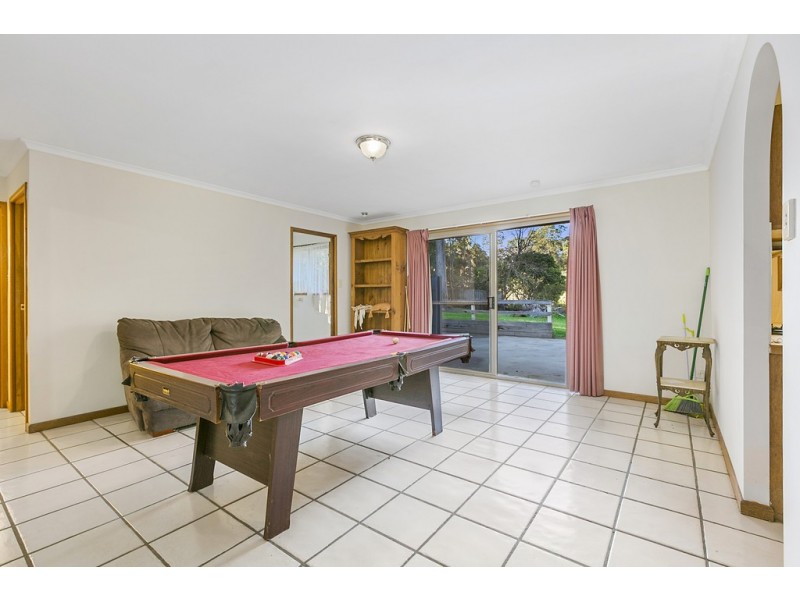9 Kelly Court, Lake Macdonald QLD 4563