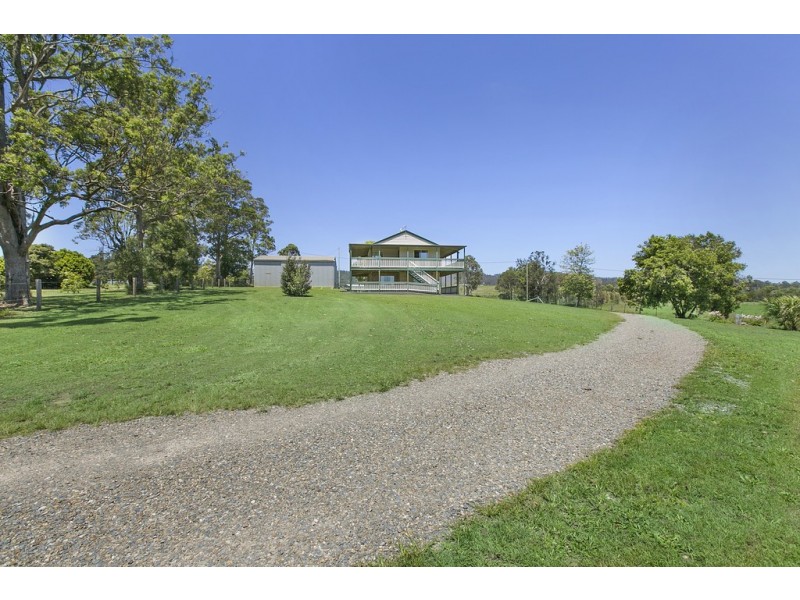 10 Noakes Road, Traveston QLD 4570