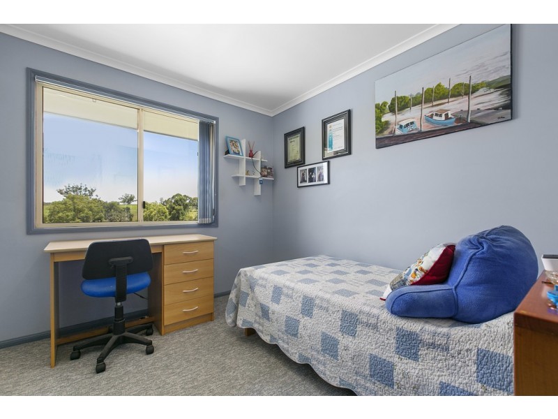 10 Noakes Road, Traveston QLD 4570