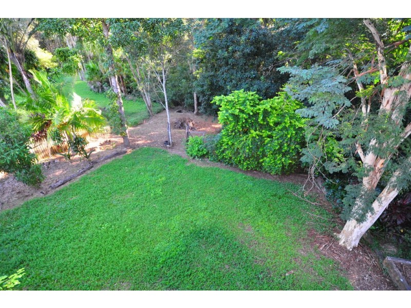 18 Pine Street, Pomona QLD 4568