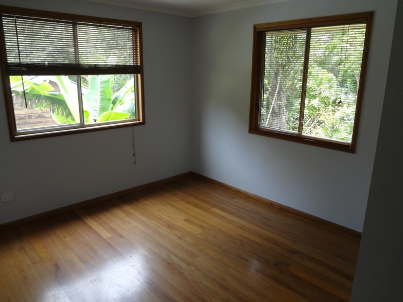 18 Pine Street, Pomona QLD 4568