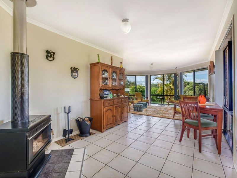 9 Weemilah Court, Cooran QLD 4569