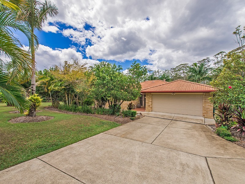 59 Orana Avenue, Pomona QLD 4568