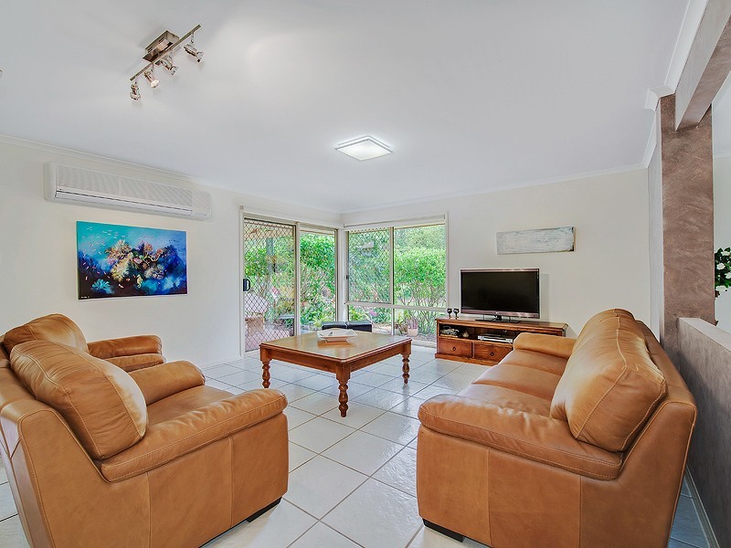 59 Orana Avenue, Pomona QLD 4568