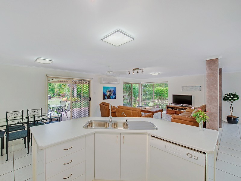 59 Orana Avenue, Pomona QLD 4568