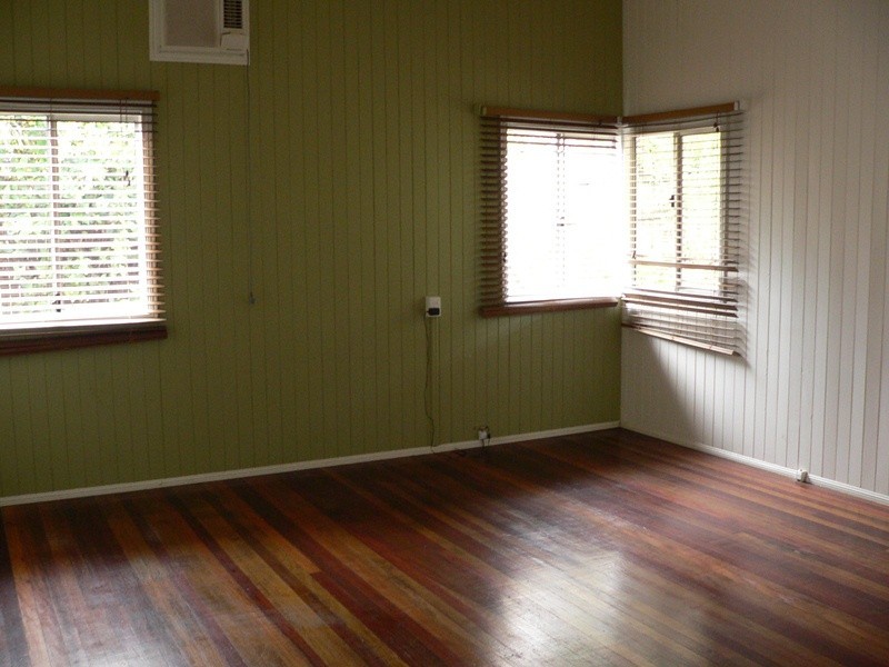 30 Church Street, Pomona QLD 4568