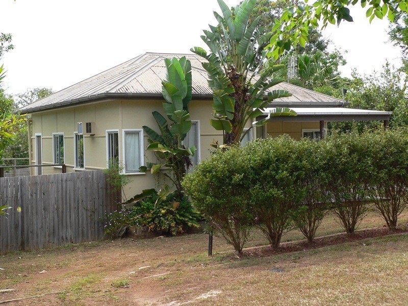 30 Church Street, Pomona QLD 4568