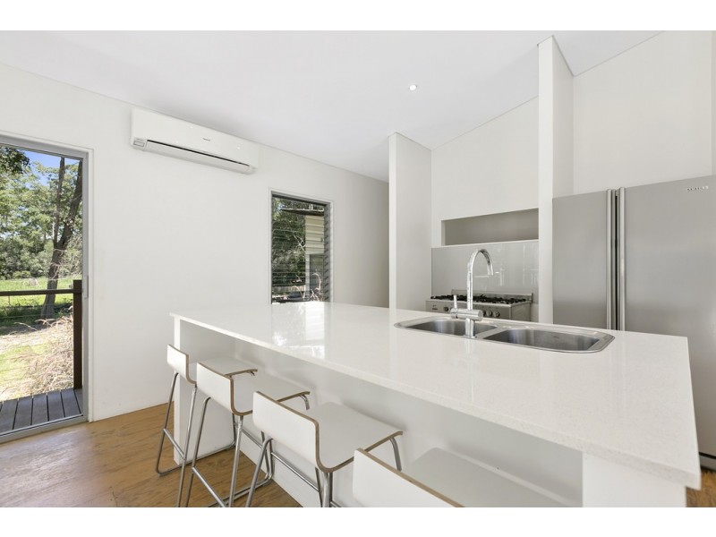 238 Highfield Rise, Pomona QLD 4568