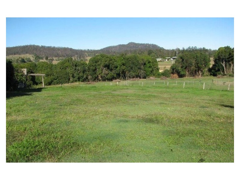 207 SKYRING CREEK ROAD, Federal QLD 4568