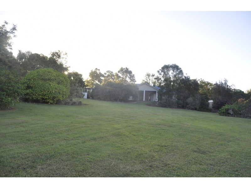 40 Smedley Drive, Pomona QLD 4568