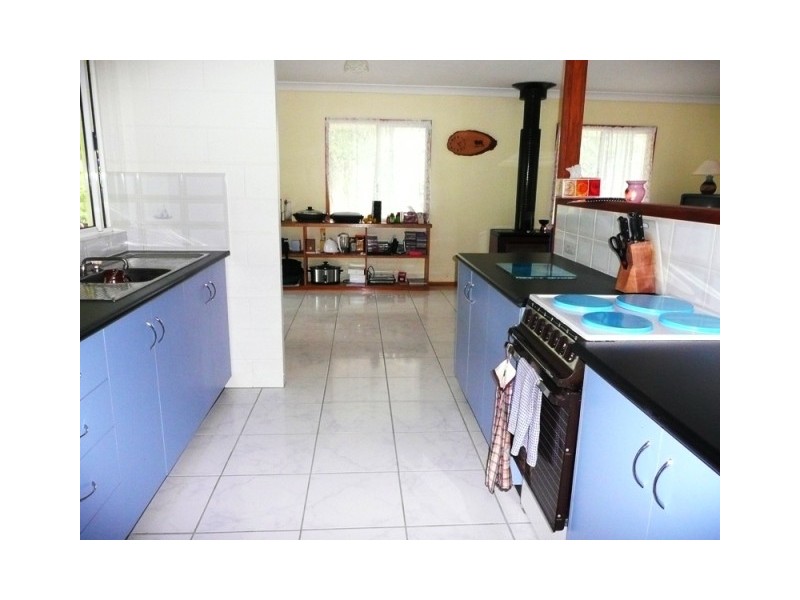 221 Schreibers Road, Cooran QLD 4569