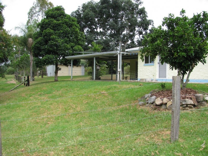 221 Schreibers Road, Cooran QLD 4569