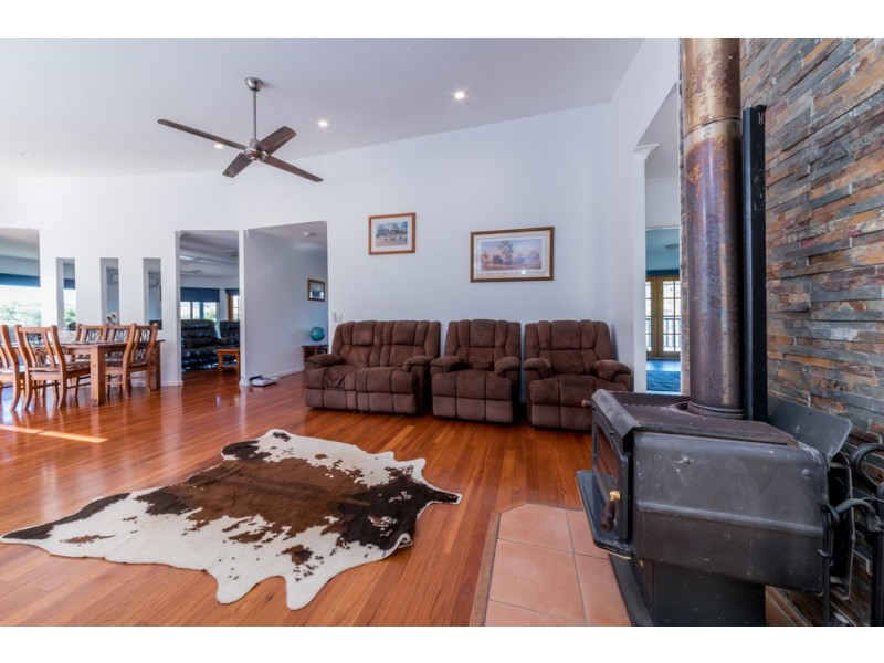 93 Middle Creek Road, Federal QLD 4568