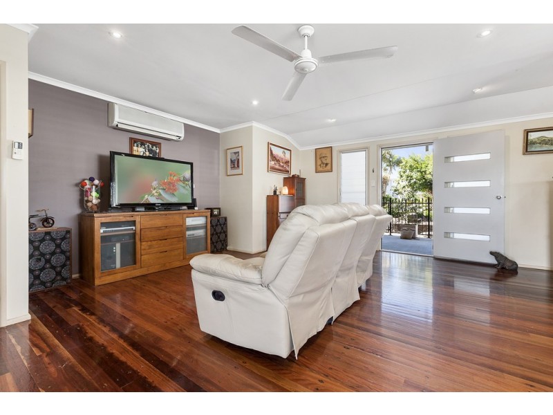 8 Kauri Street, Cooroy QLD 4563