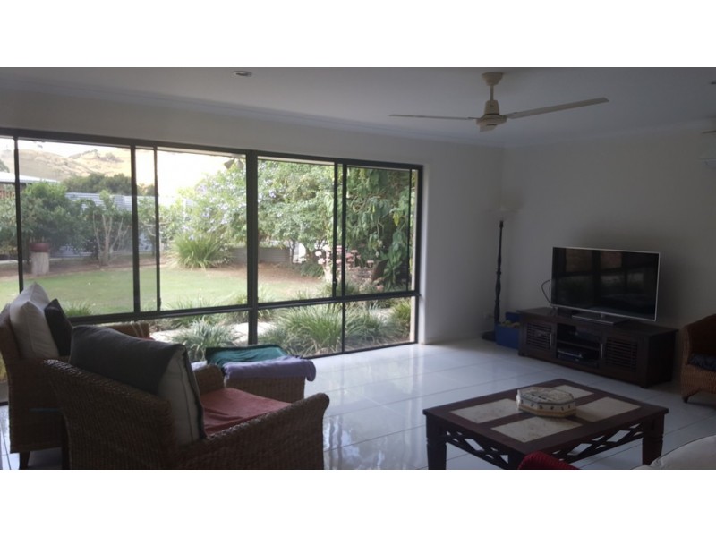 15 Overton Way, Kin Kin QLD 4571