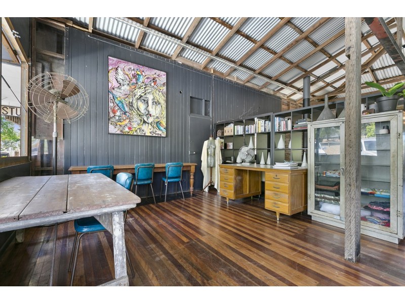 18 Reserve Street, Pomona QLD 4568