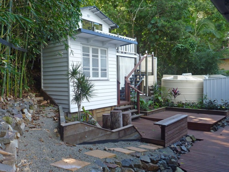 8 Boreen Parade, Boreen Point QLD 4565