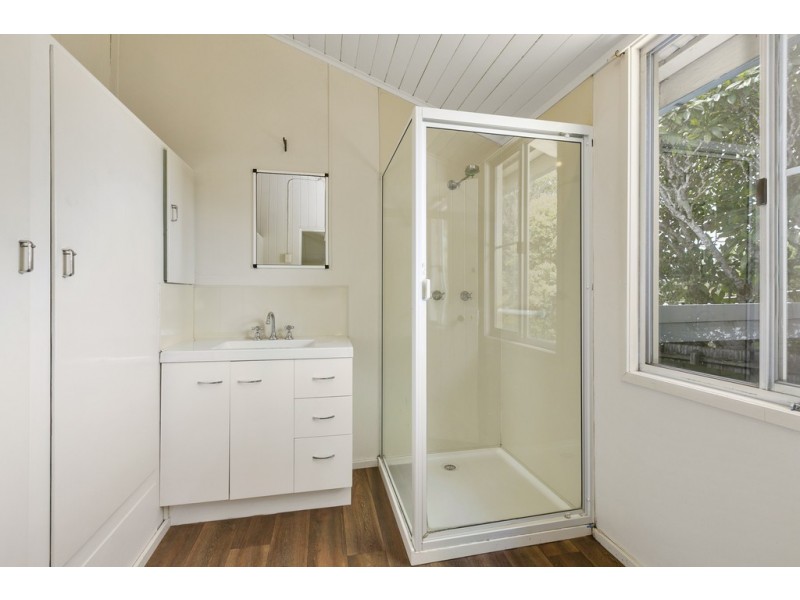 24 Church Street, Pomona QLD 4568