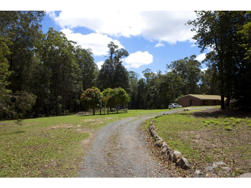 581 Lake Macdonald Drive, Lake Macdonald QLD 4563