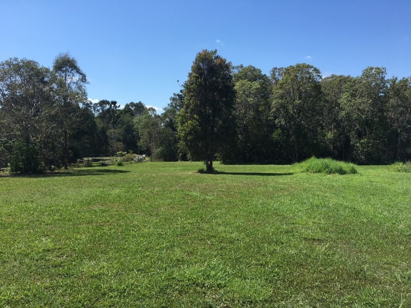 2 Roberts Drive, Cooroy QLD 4563