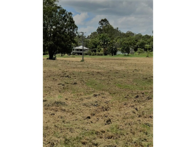 41 Railway Road, Cooran QLD 4569