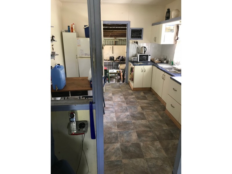 41 Railway Road, Cooran QLD 4569