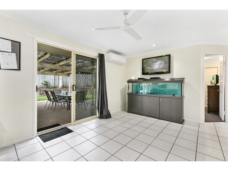 33 Woolumba Street, Tewantin QLD 4565