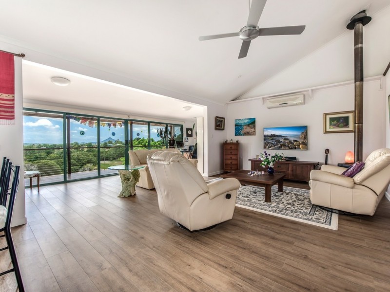164 Black Mountain Range Road, Black Mountain QLD 4563