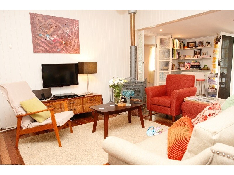 20 James Street, Cooran QLD 4569