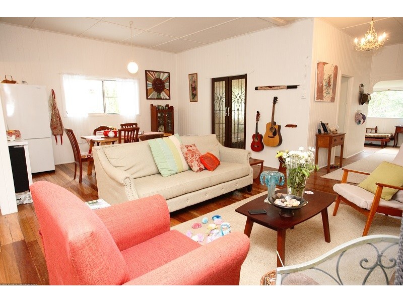 20 James Street, Cooran QLD 4569